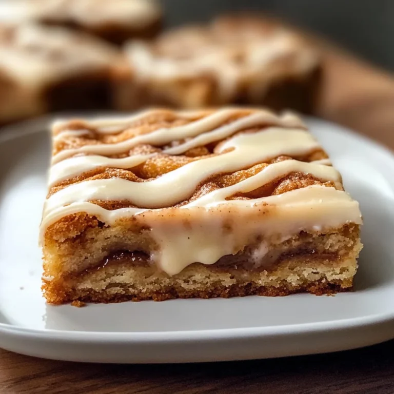 How to Make Cinnamon Roll Blondies
